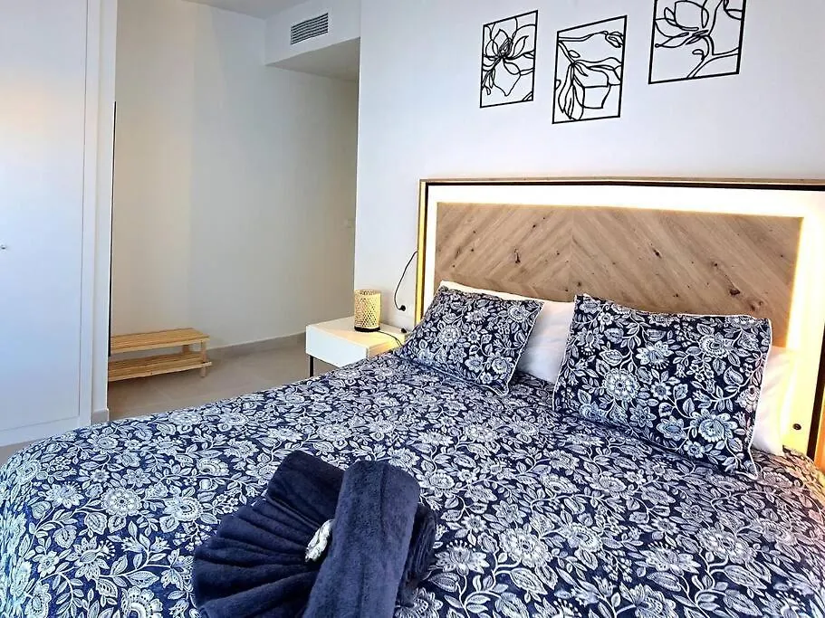 Samuel Luxury 2Bedroom Apartment, Large Patio, Free Wifi And Private Parking By Namaste Elite Torremolinos